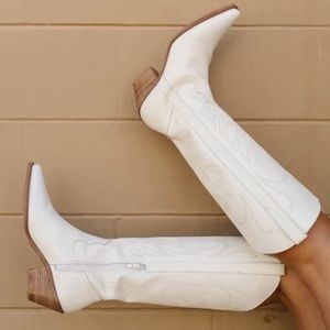 Matisse White Agency Western Cowgirl Boots